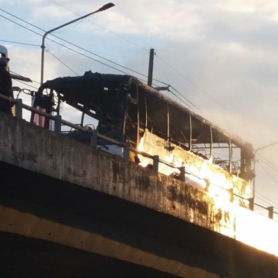 Burned bus in Makati
